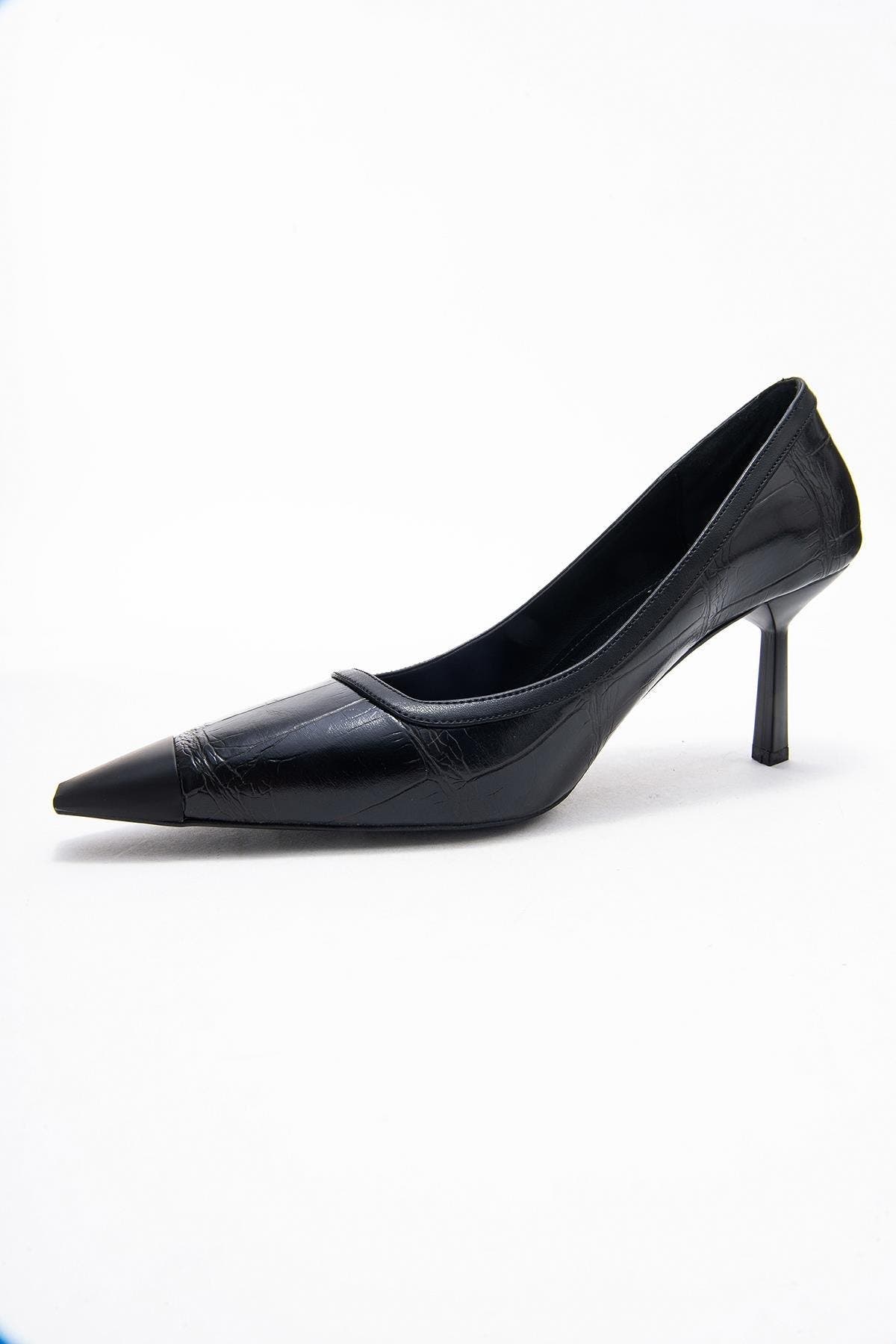 Rona Pointed Toe Pump, Alternate, color, Black Printed