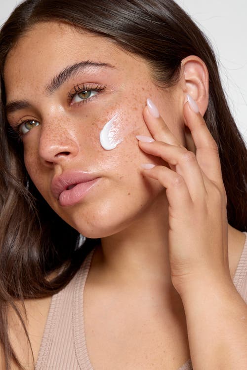 Crickle Daisy Soft As A Petal Hydrating Dream Cream