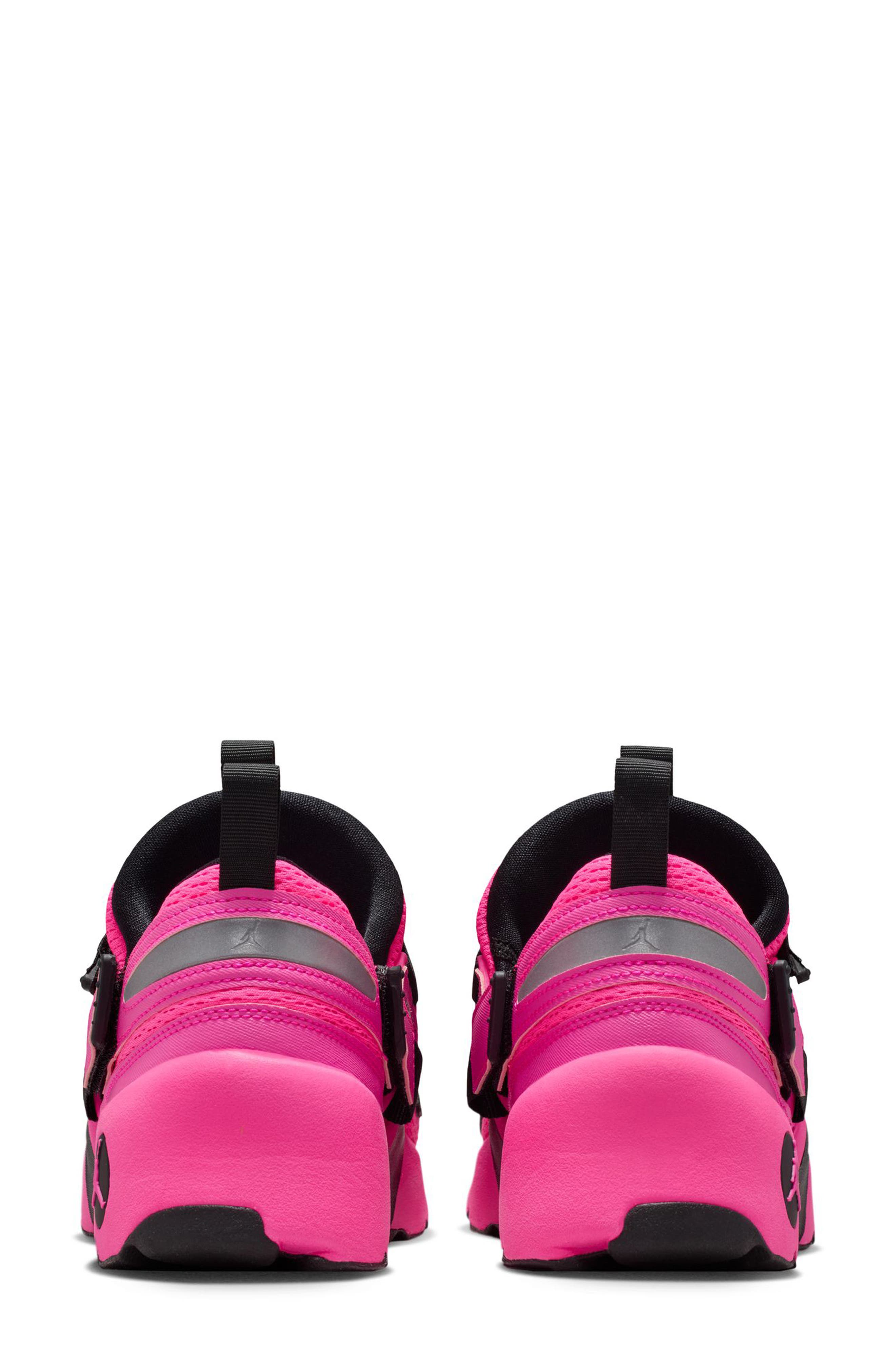 Nike Trunner LX Sneaker, Alternate, color, Pink Blast/ Black/ Silver