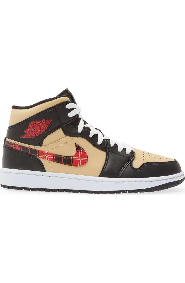 Jordan Air Jordan 1 Mid SE Basketball Sneaker, Alternate, color,