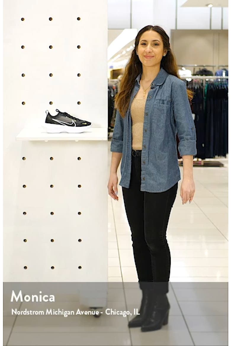 Vista Lite Sneaker video