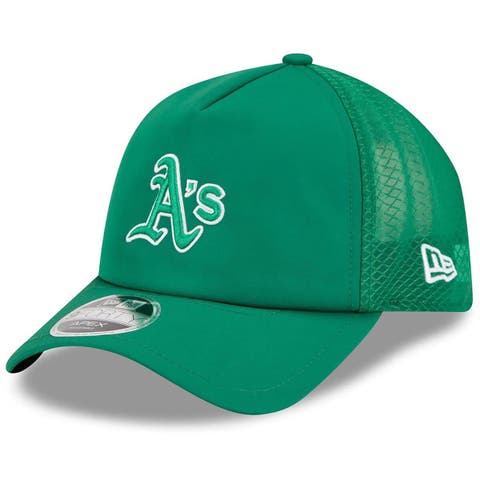Men's New Era Kelly Green Athletics 2026 Batting Practice Alternate Apex 9FORTY Adjustable Hat