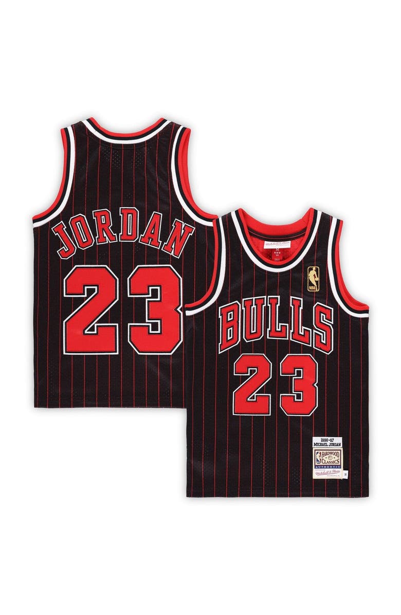 Mitchell & Ness Preschool Mitchell & Ness Michael Jordan Black Chicago Bulls 1996/97 Hardwood Classics Authentic Jersey, Main, color, Black