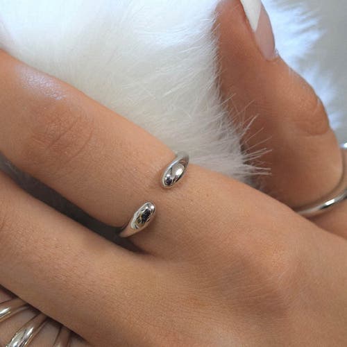 Lucy Quartermaine Double Drop Ring In Metallic