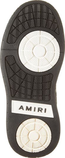 Classic Logo Low Top Sneaker