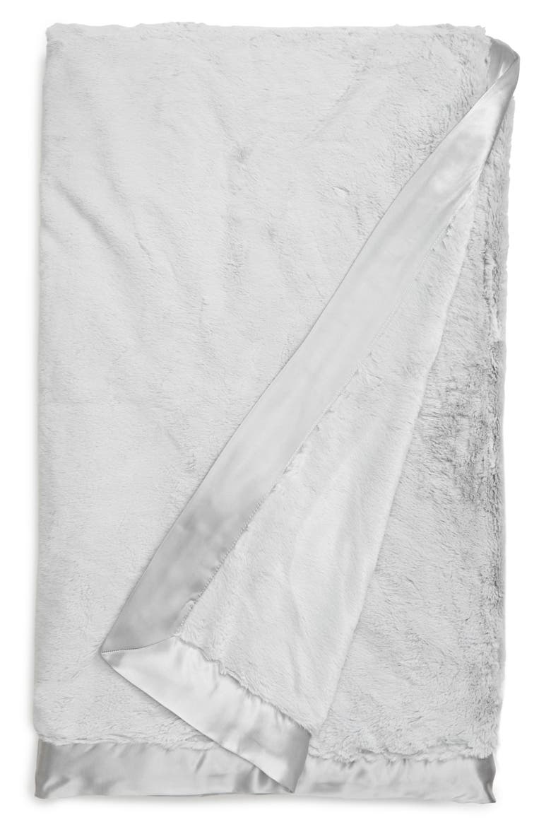 Giraffe at Home Luxe™ Faux Fur Throw, Main, color, SILVER