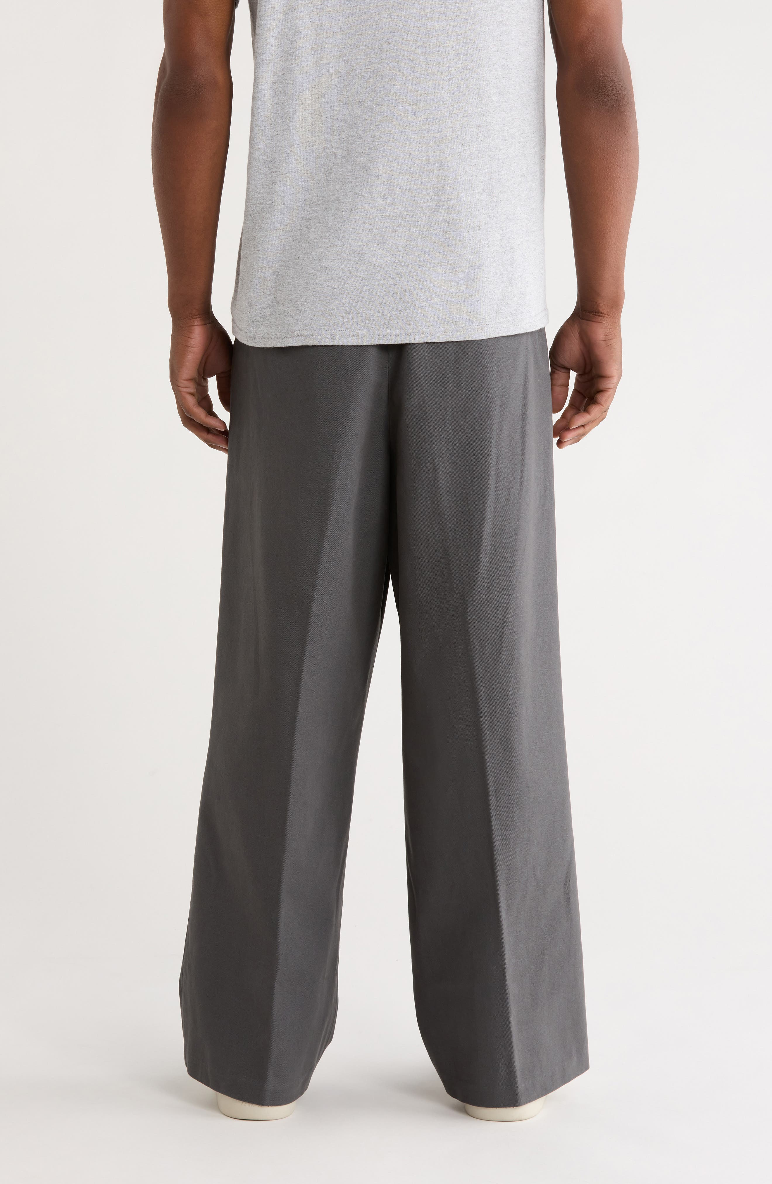 Fear of God Essentials Pleat Front Drawstring Cotton Twill Pants