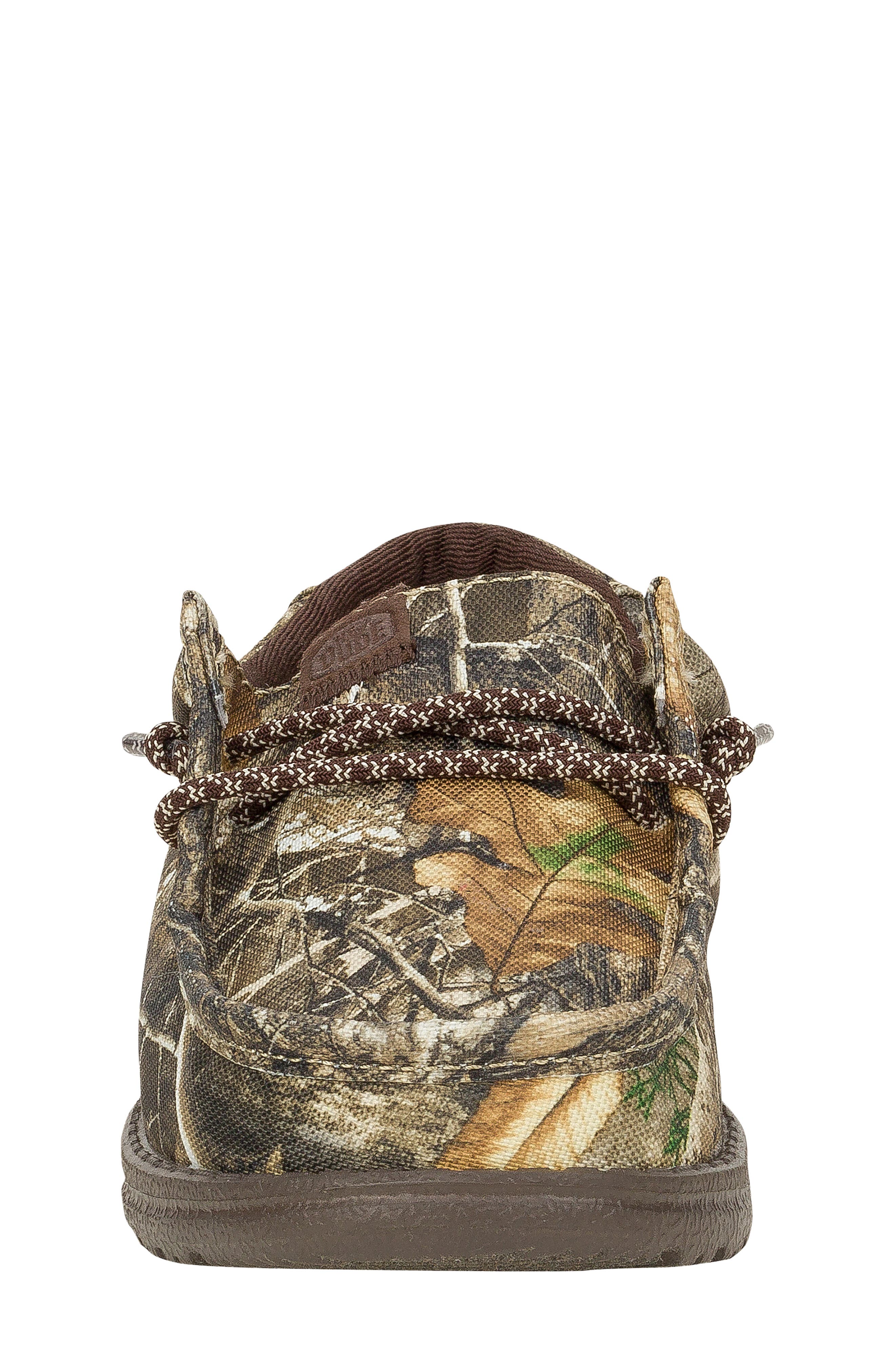 Hey Dude Kids' Wally Realtree Edge Slip-On, Alternate, color, Brown/ Natural