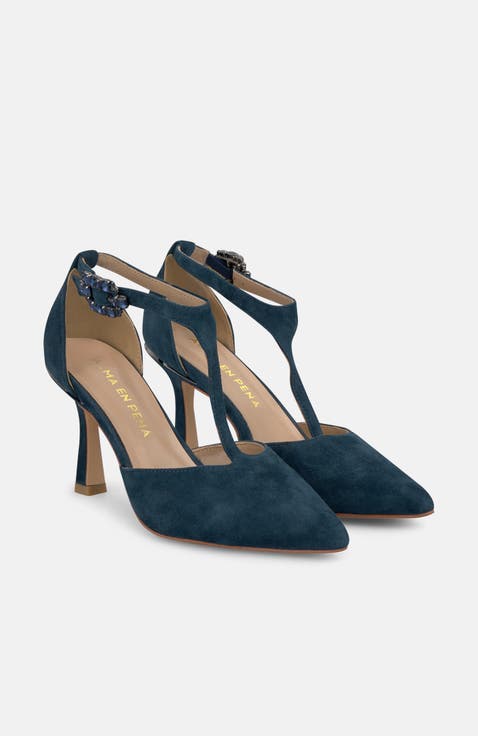 Sharp Jewel Buckle Shoe