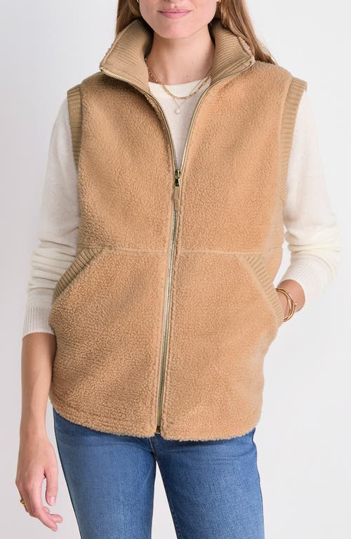 Vineyard Vines High Pile Fleece Vest In Nude
