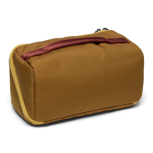 Cotopaxi Viaje Toiletry Kit In Brown