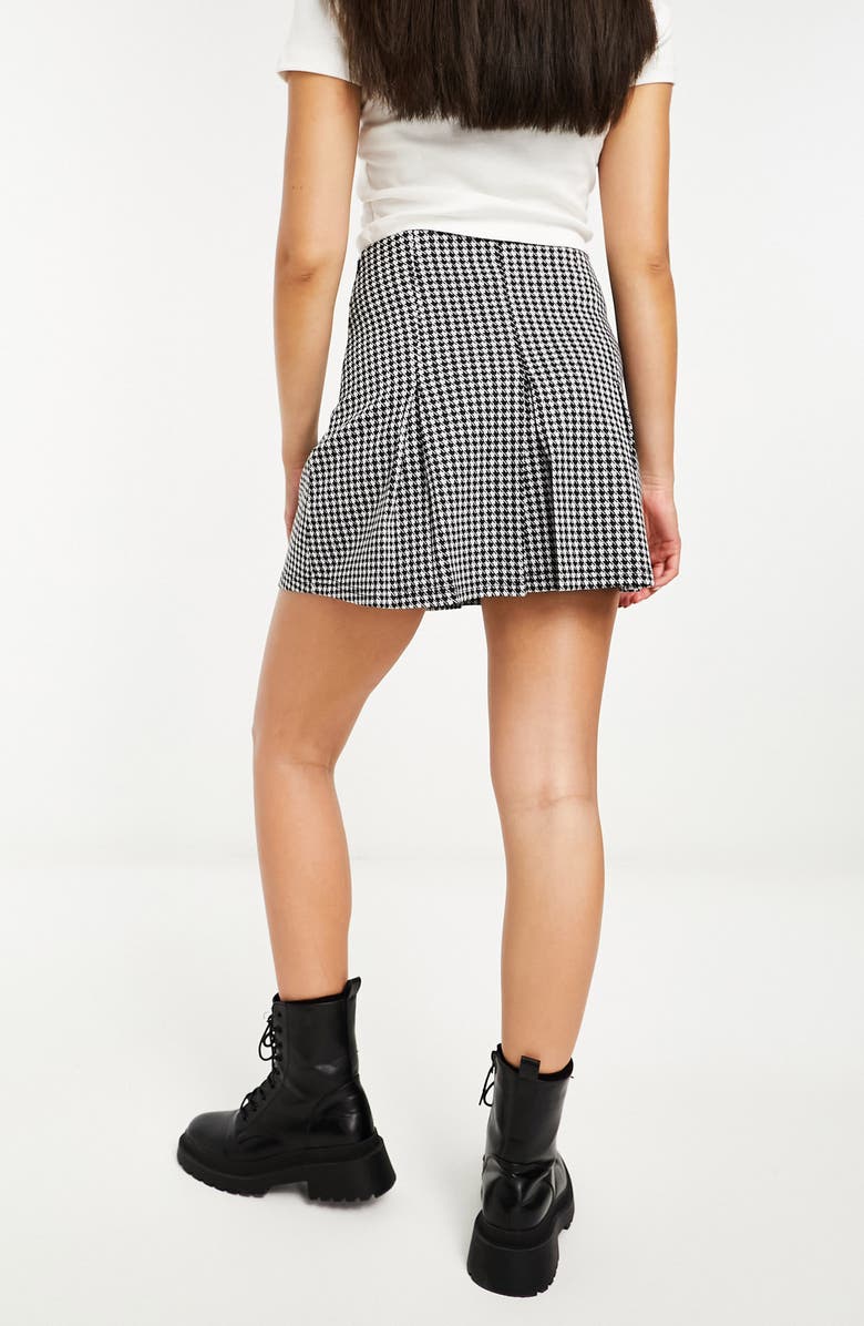 ASOS DESIGN Houndstooth Pleated Miniskirt, Alternate, color, 