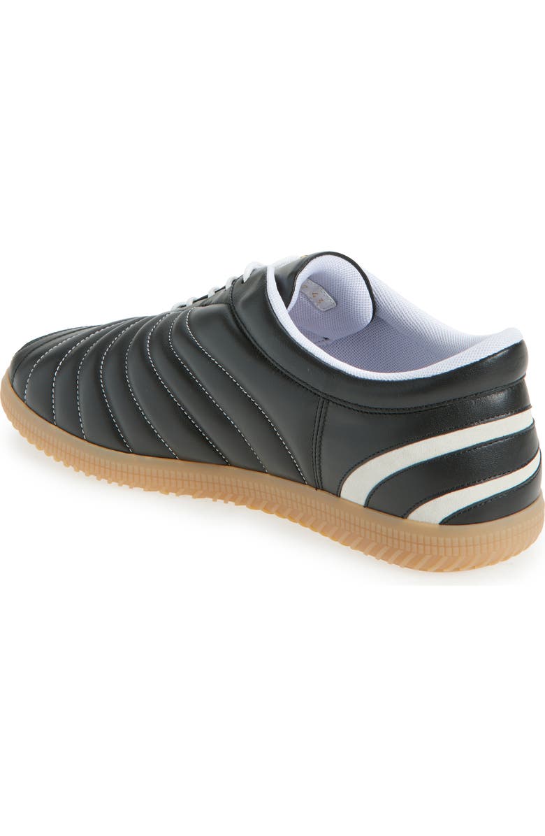 Valentino Garavani Kicky Low Top Sneaker, Alternate, color, Black/ White