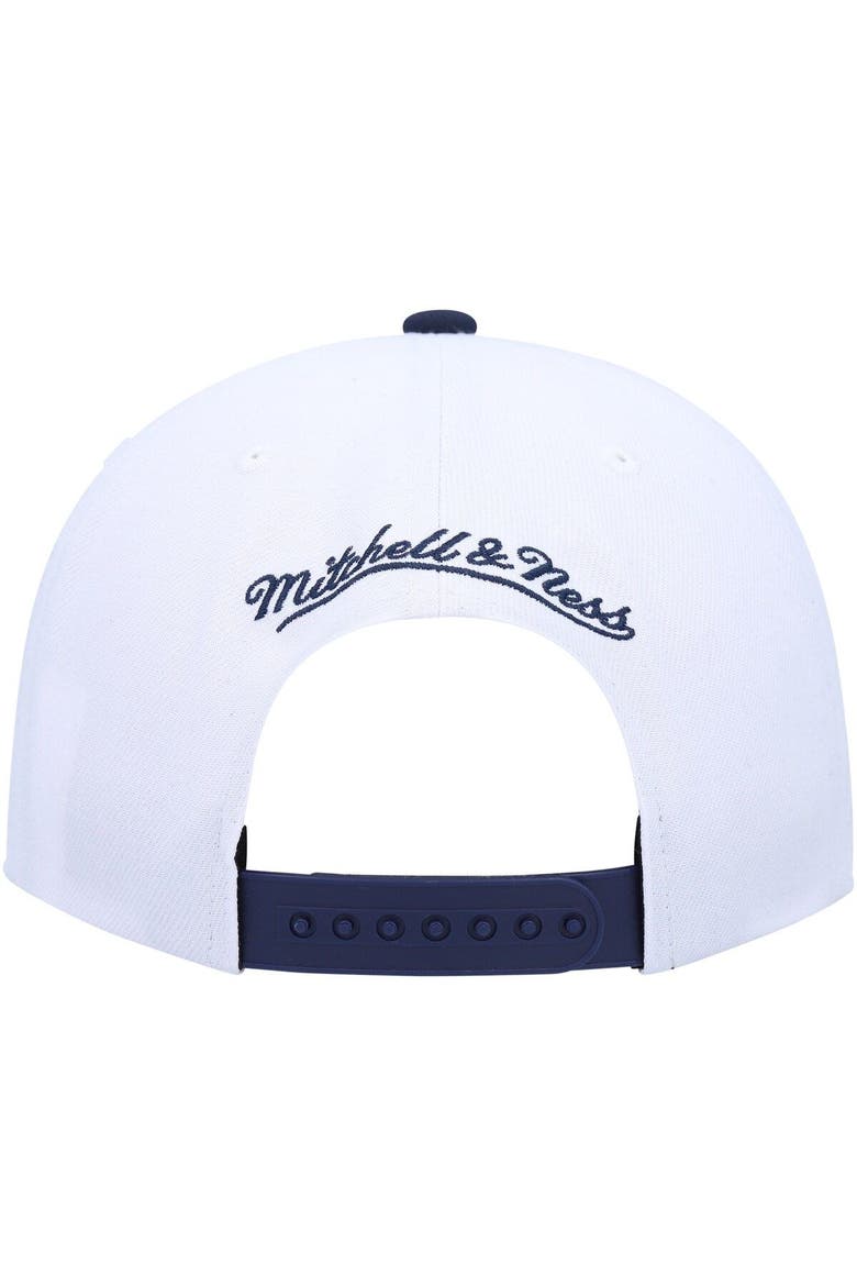 Men's Mitchell & Ness White/Navy St. Louis Blues Vintage Sharktooth Snapback Hat, Alternate, color, White