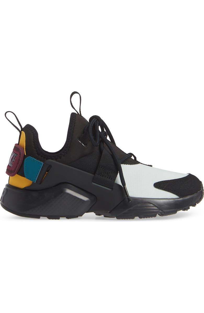 Nike Air Huarache City Low Sneaker, Alternate, color,