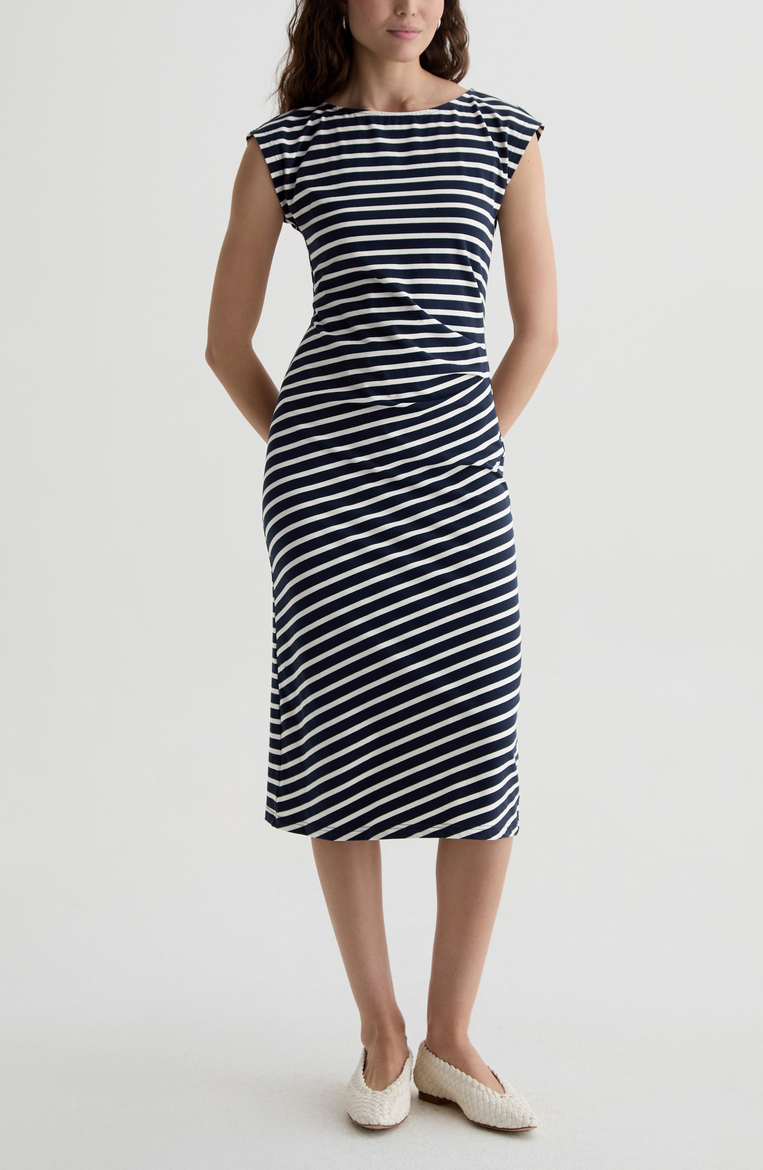 selected PACIFIC NAVY/POWDER