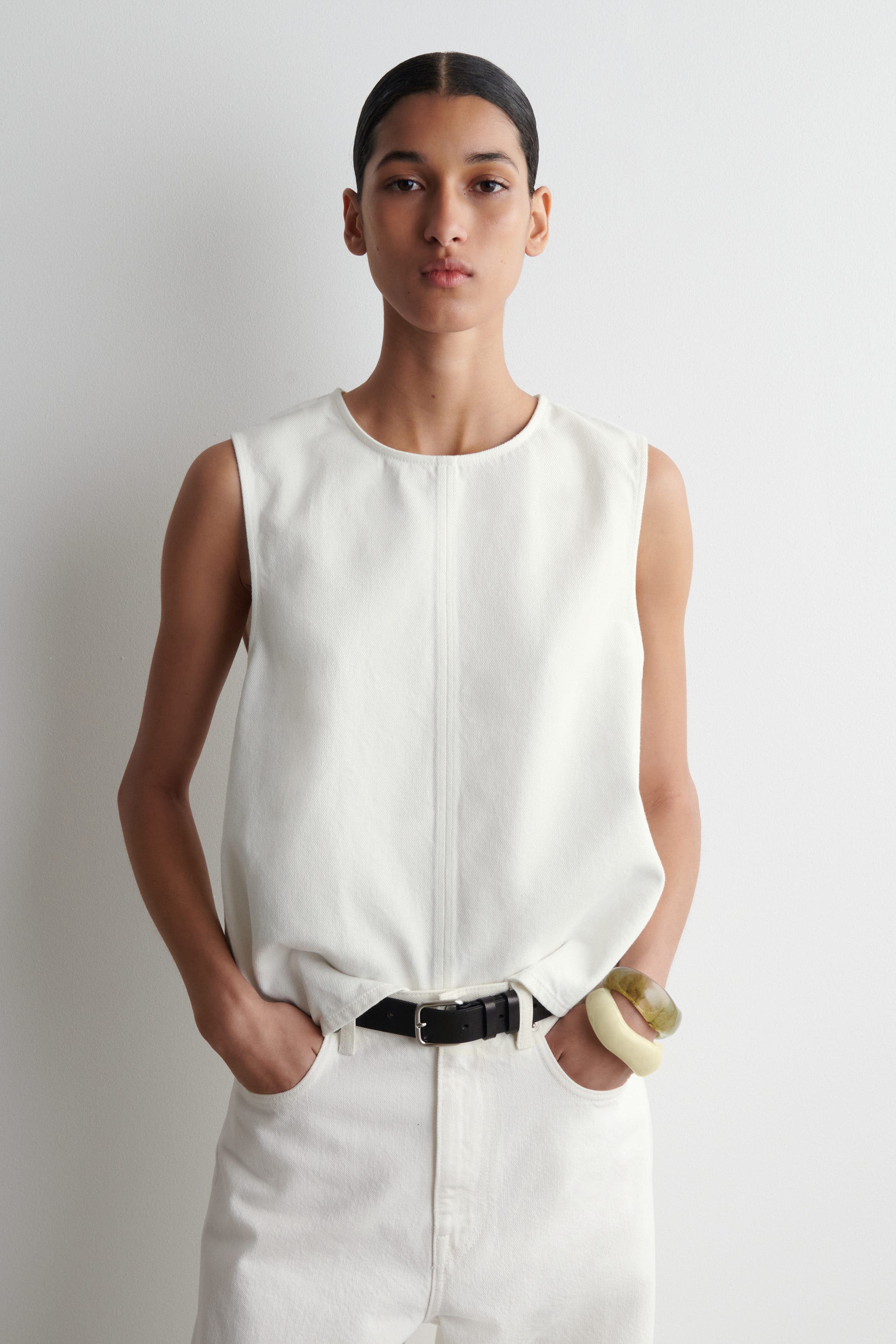 selected WHITE