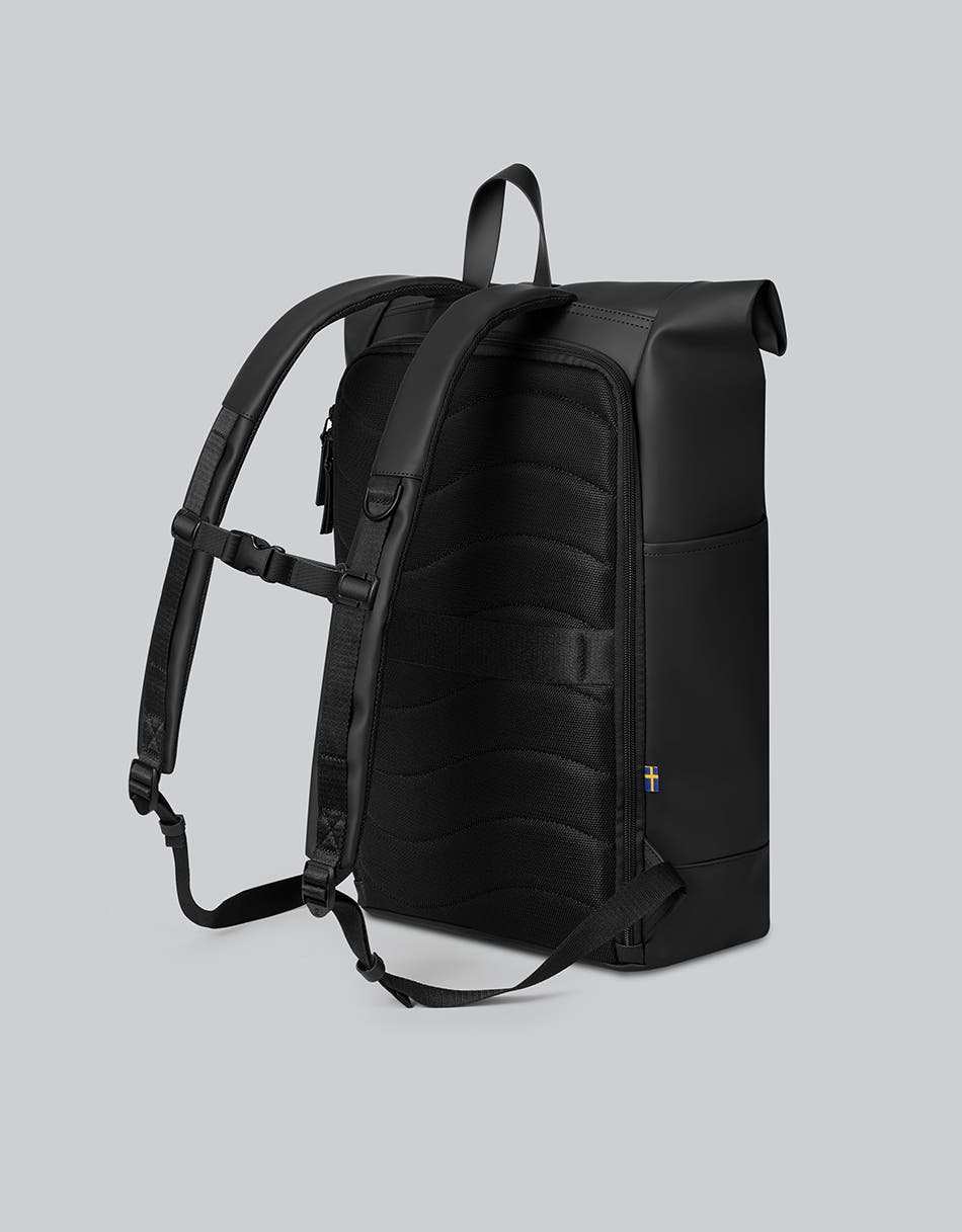 Gaston Luga Spläsh Rolltop 16", Alternate, color, Black