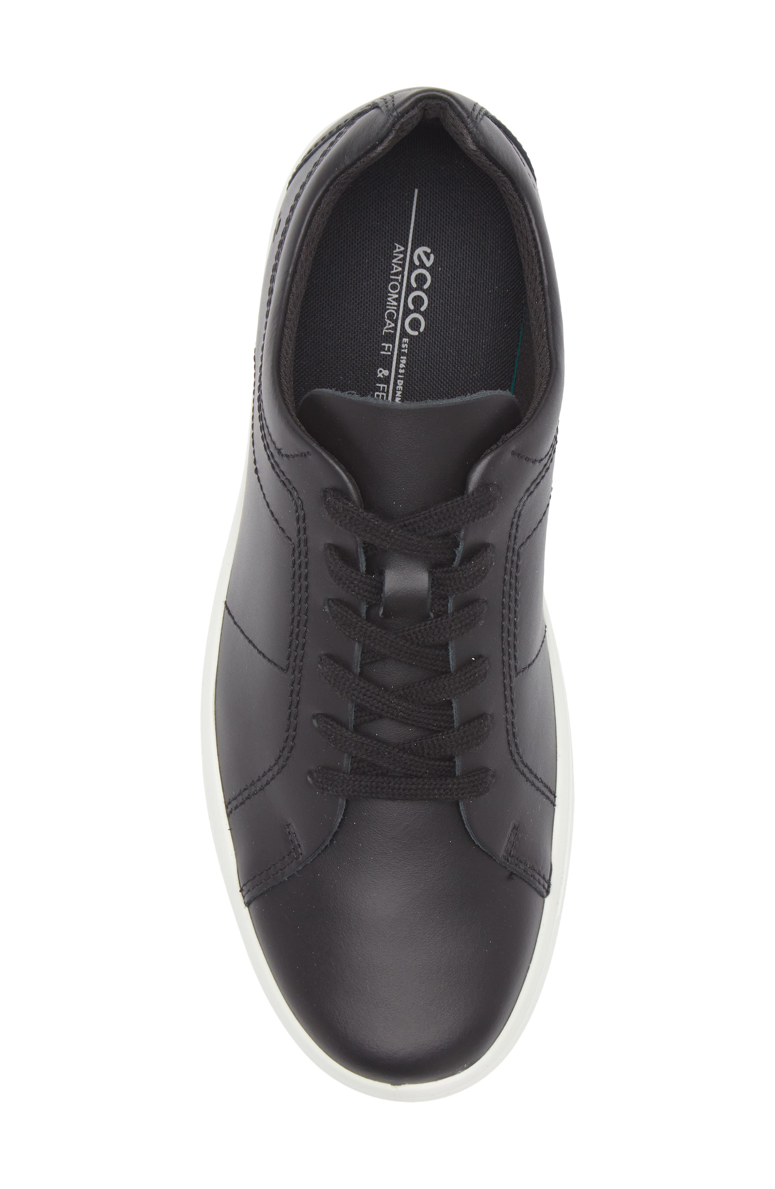 ECCO Classic Low Top Sneaker, Alternate, color, Black/ White