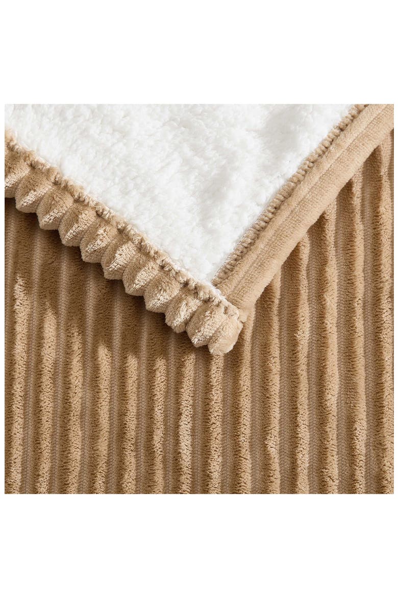 Mountain Valley Ribbed Plush Heated Blanket, Alternate, color, MEDIUM / DARK BROWN