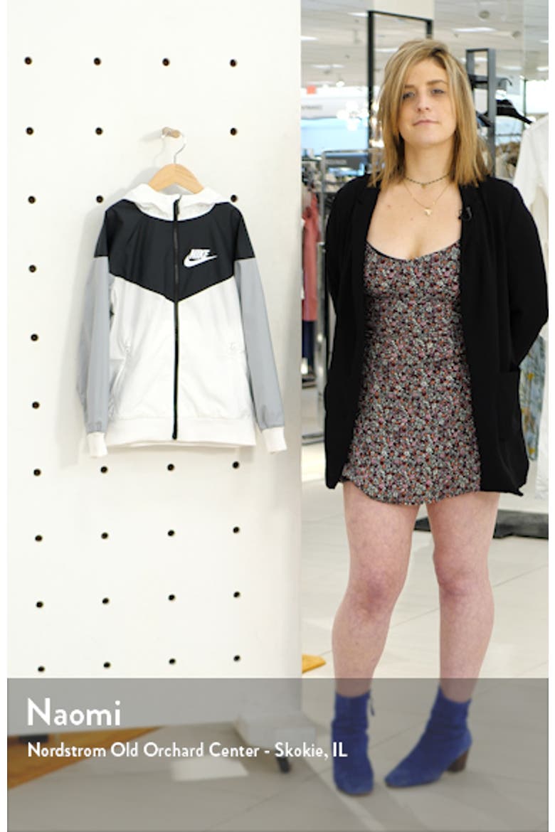 Windrunner Water Resistant Hooded Jacket video