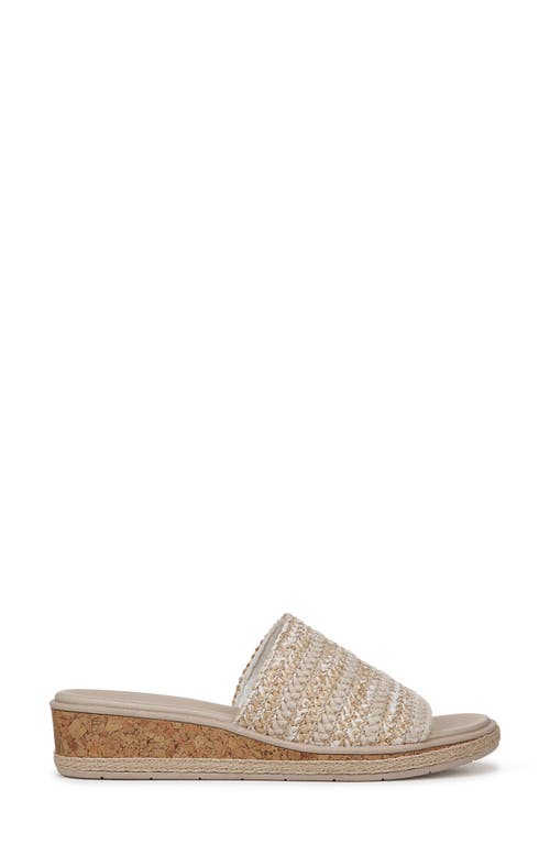 Bzees Breezy Sandal In White/natural