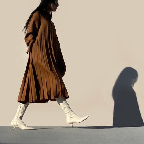 Neil J. Rodgers Seta Stretch Boot In Crème Nappa