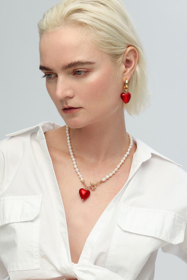 Esmée Peacock Green Murano Heart Pendant Pearl Necklace, Alternate, color, Red