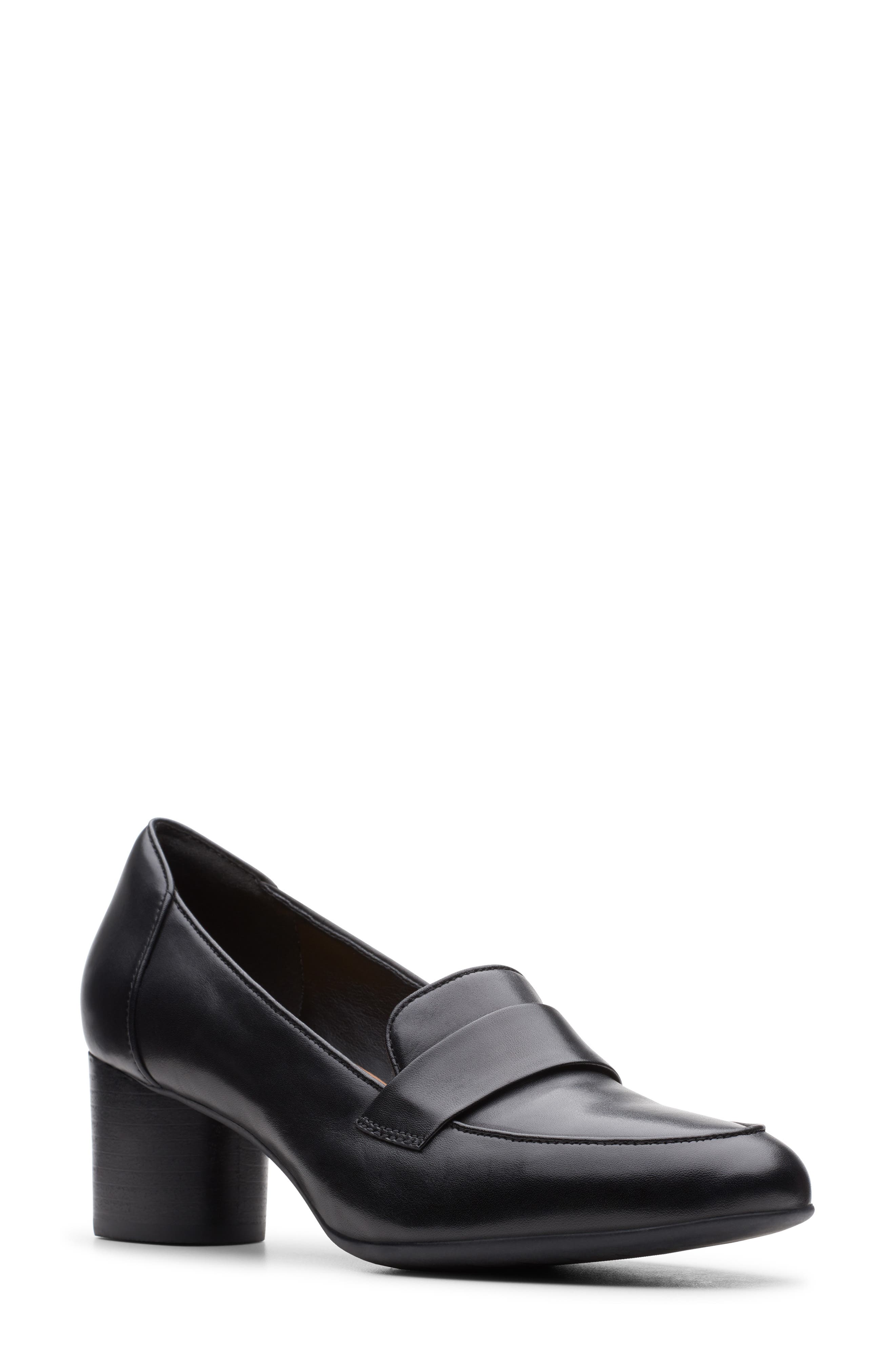 Clarks<sup>®</sup> Un Cosmo Step Pump, Main, color, 