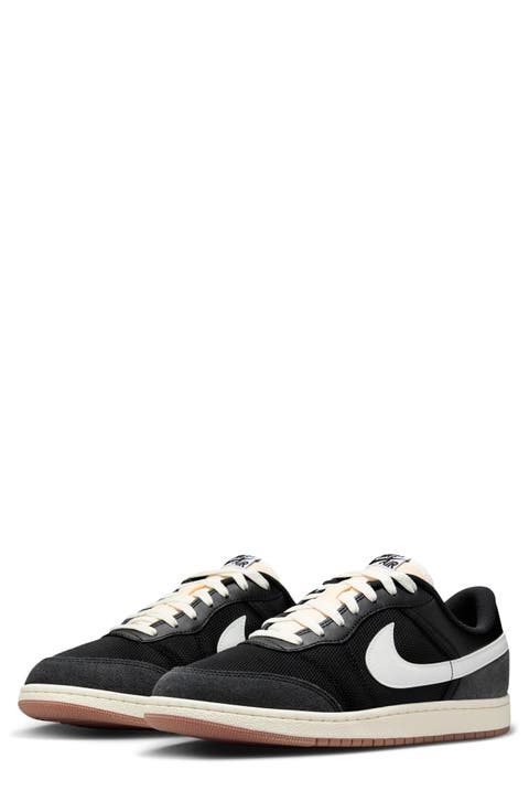 Air Jordan Skyline Sneaker (Men)