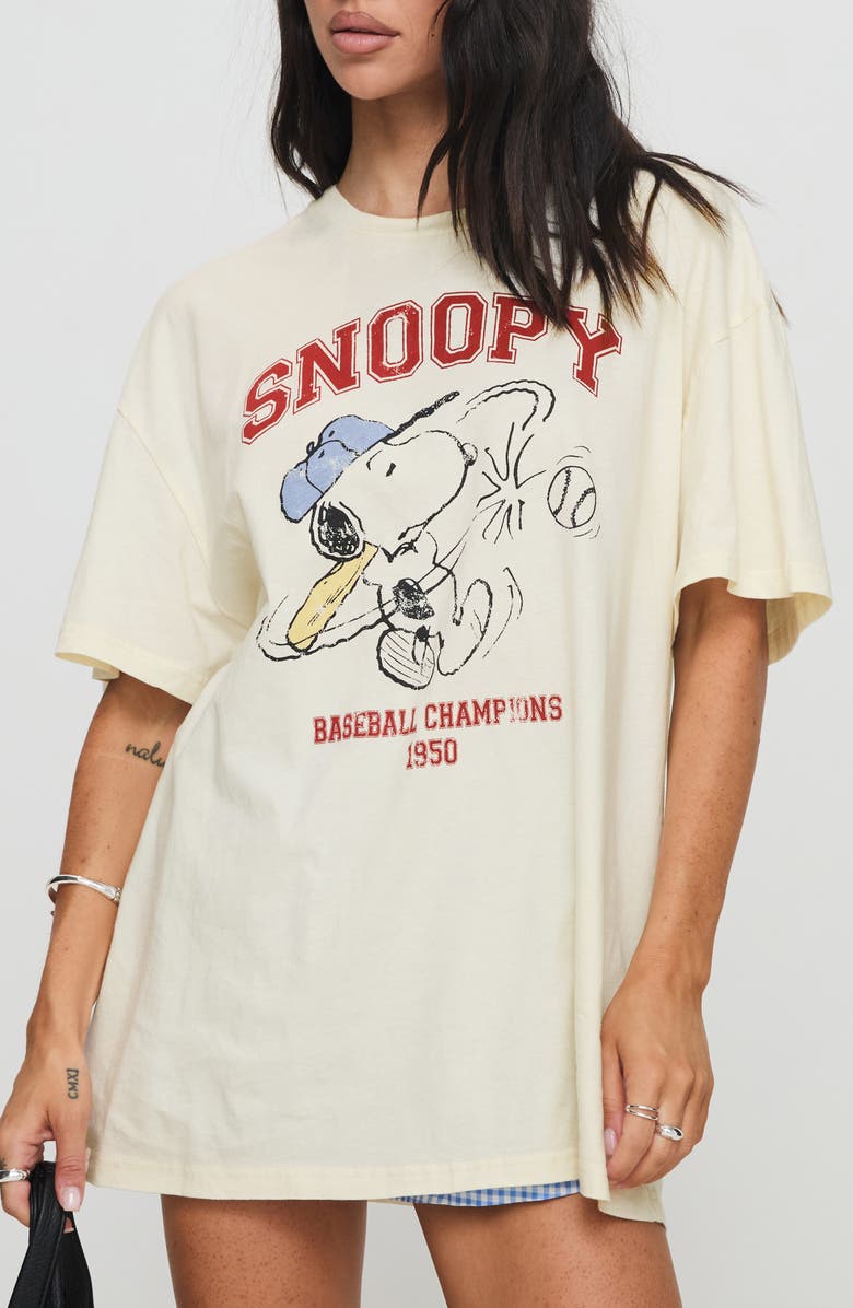 Princess Polly Peanuts<sup>®</sup> Snoopy Champions Oversize Cotton Graphic T-Shirt, Main, color,