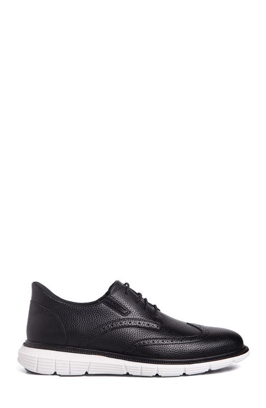 Marc Joseph New York Hill Street Hands Free Technology Leather Wingtip Casual Oxford, Alternate, color, Black Grainy Leather