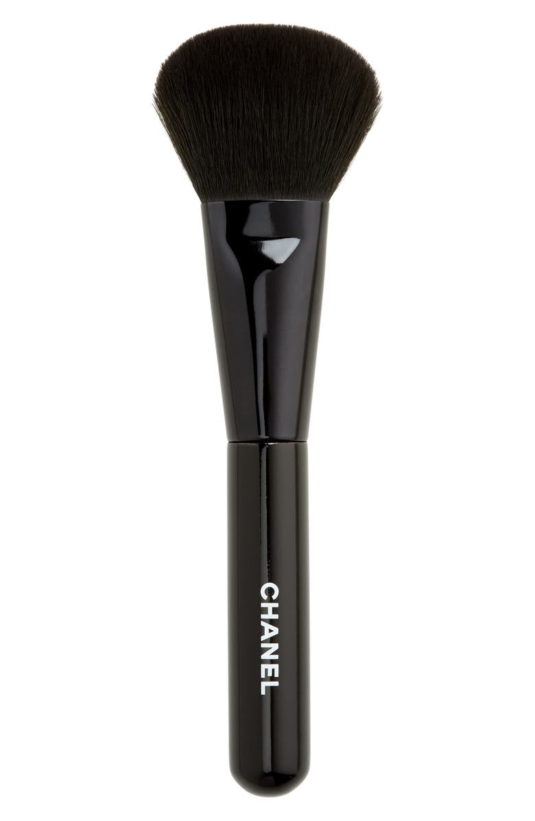 CHANEL LES PINCEAUX DE CHANEL Blush Brush N°110, Main, color,