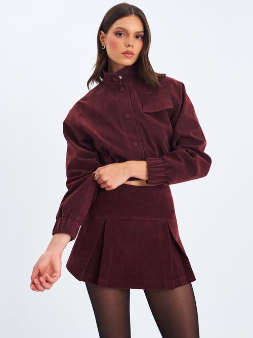 Miss Circle Faryn Vegan Suede Pleated A-line Mini Skirt In Burgundy