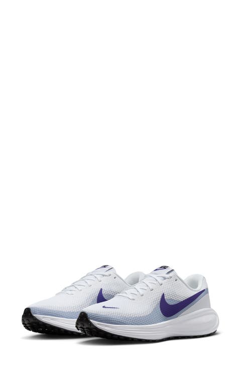 Revolution 8 Running Shoe (Women)