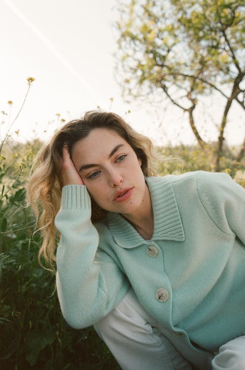 Vir Vita Kaia Cardigan In Green