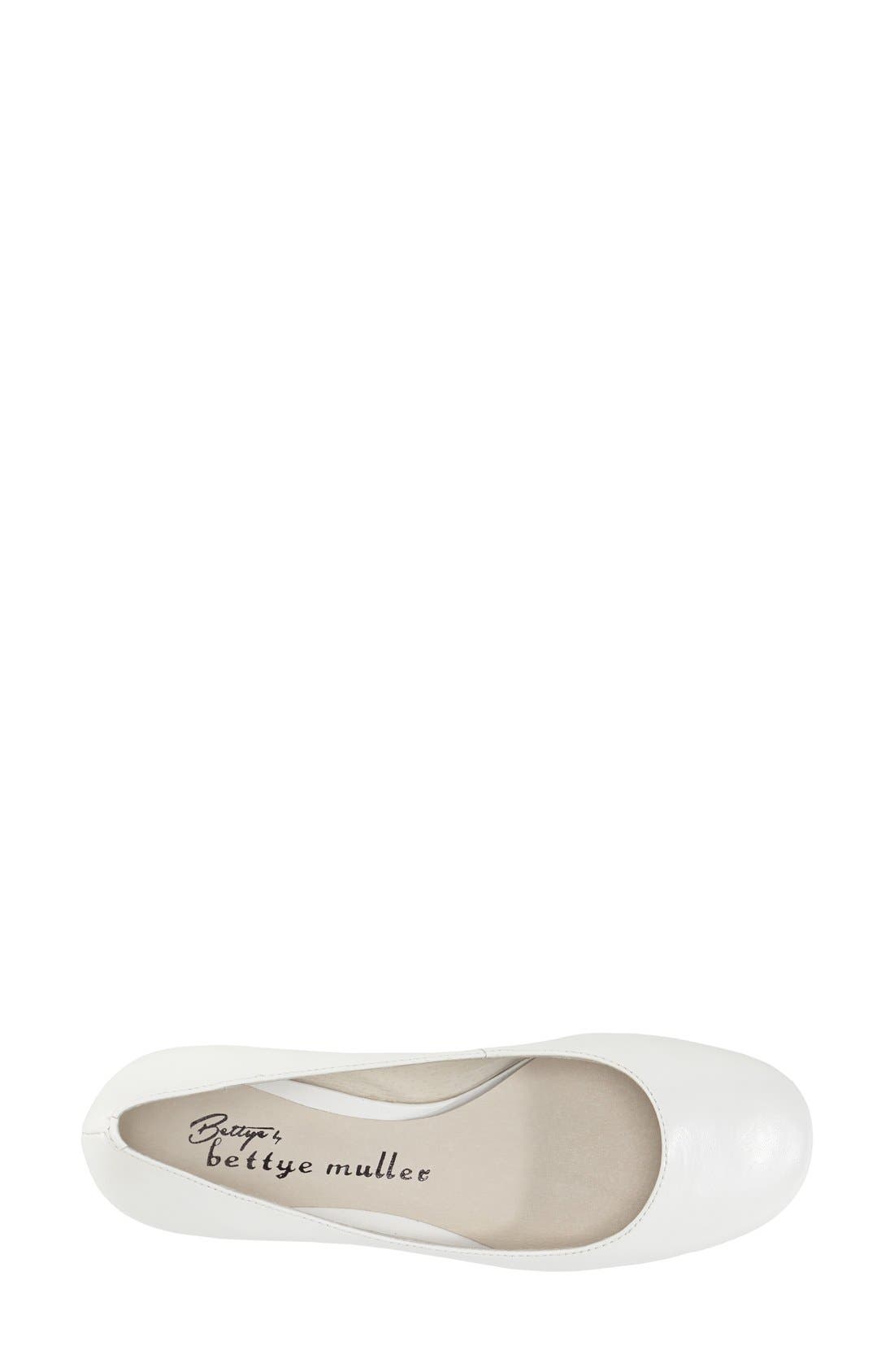'Dawson' Pump, Alternate, color, YOGURT WHITE