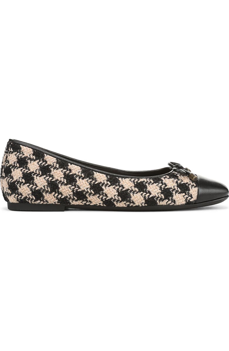Vionic Klara Cap Toe Flat, Alternate, color, Black/ Cream