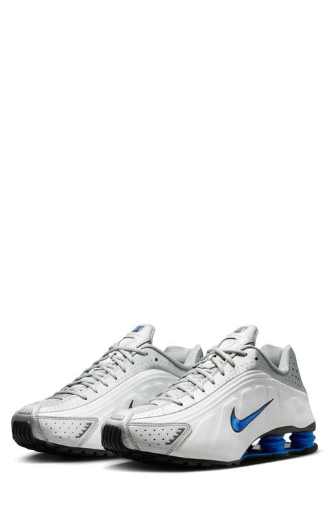 Shox R4 Sneaker (Men)