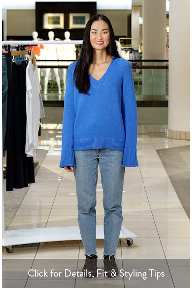 Oversize V-Neck Cotton Sweater video