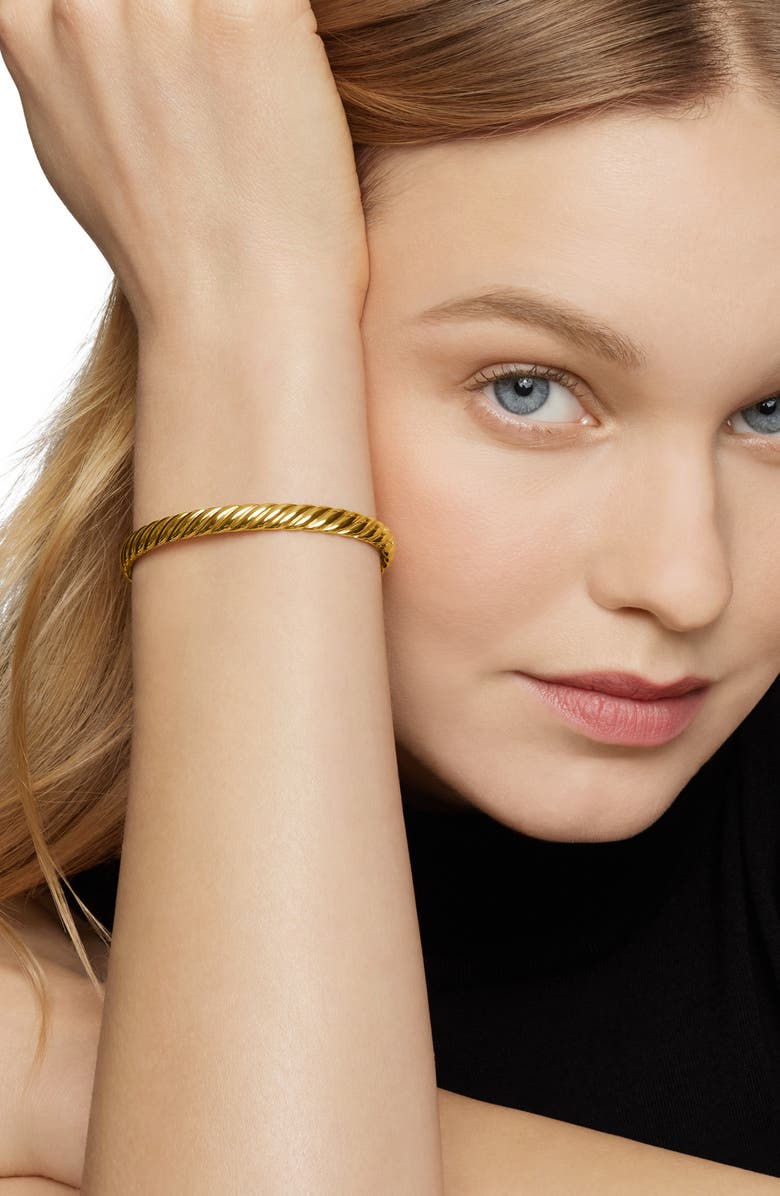 David Yurman Sculpted Cable Bangle Bracelet in 18K Yellow Gold, 6.2mm, Alternate, color, 18K Yellow Gold