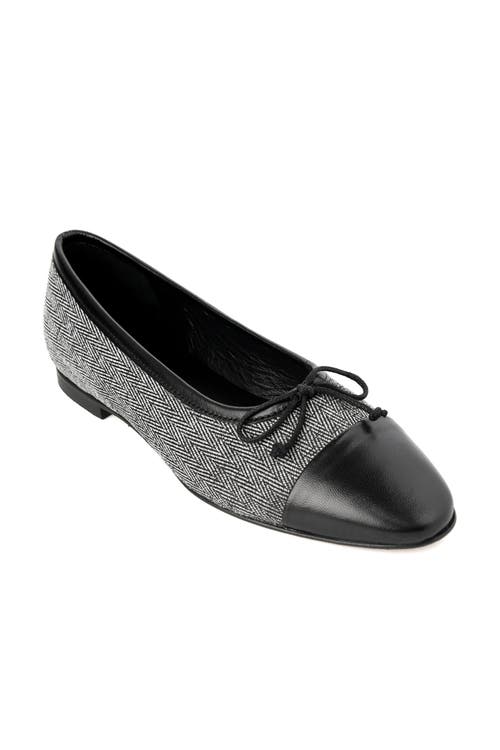 Menina Step Amelie Leather Ballet Flat In Black
