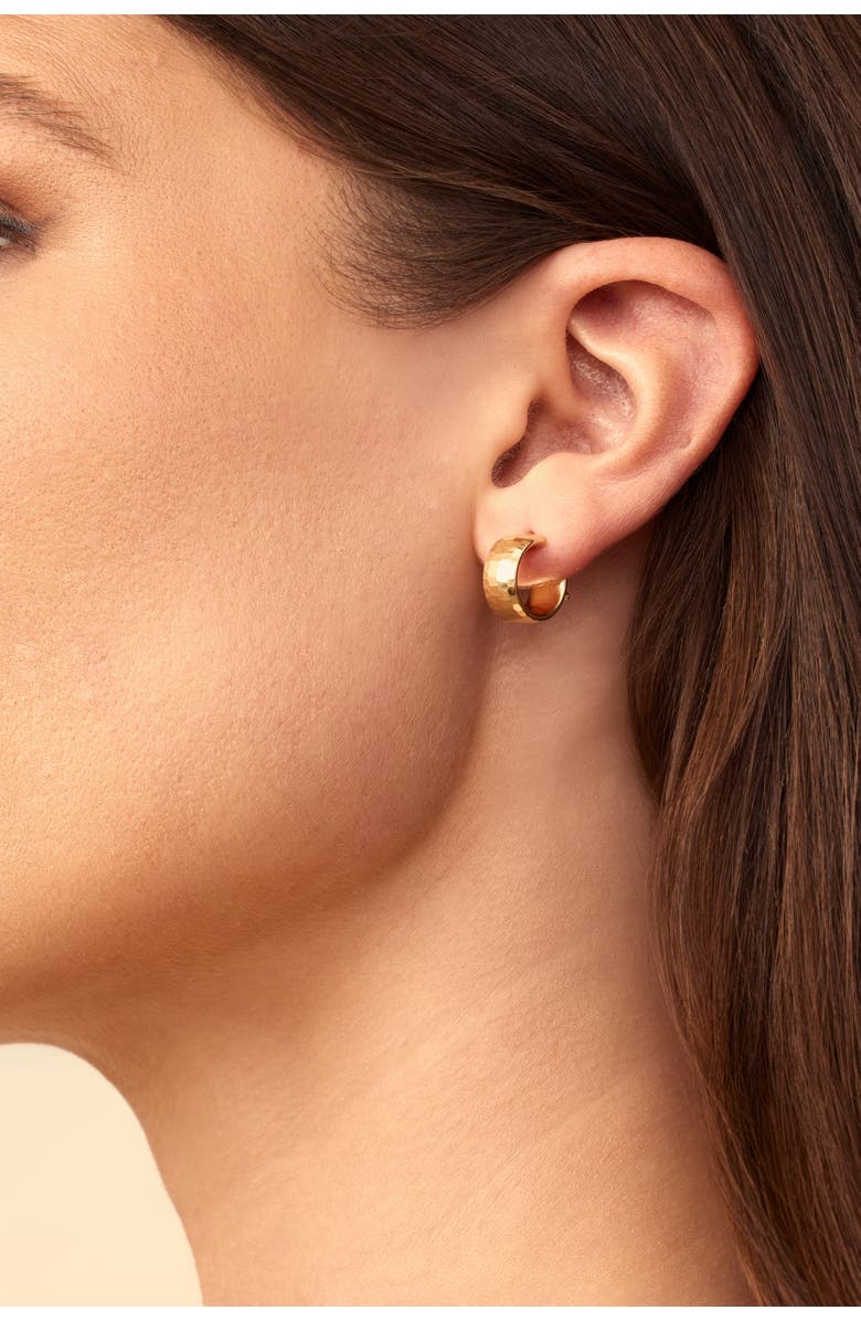 Oradina 14K Gold Reflections Bold Midi Hoops, Alternate, color, Yellow Gold