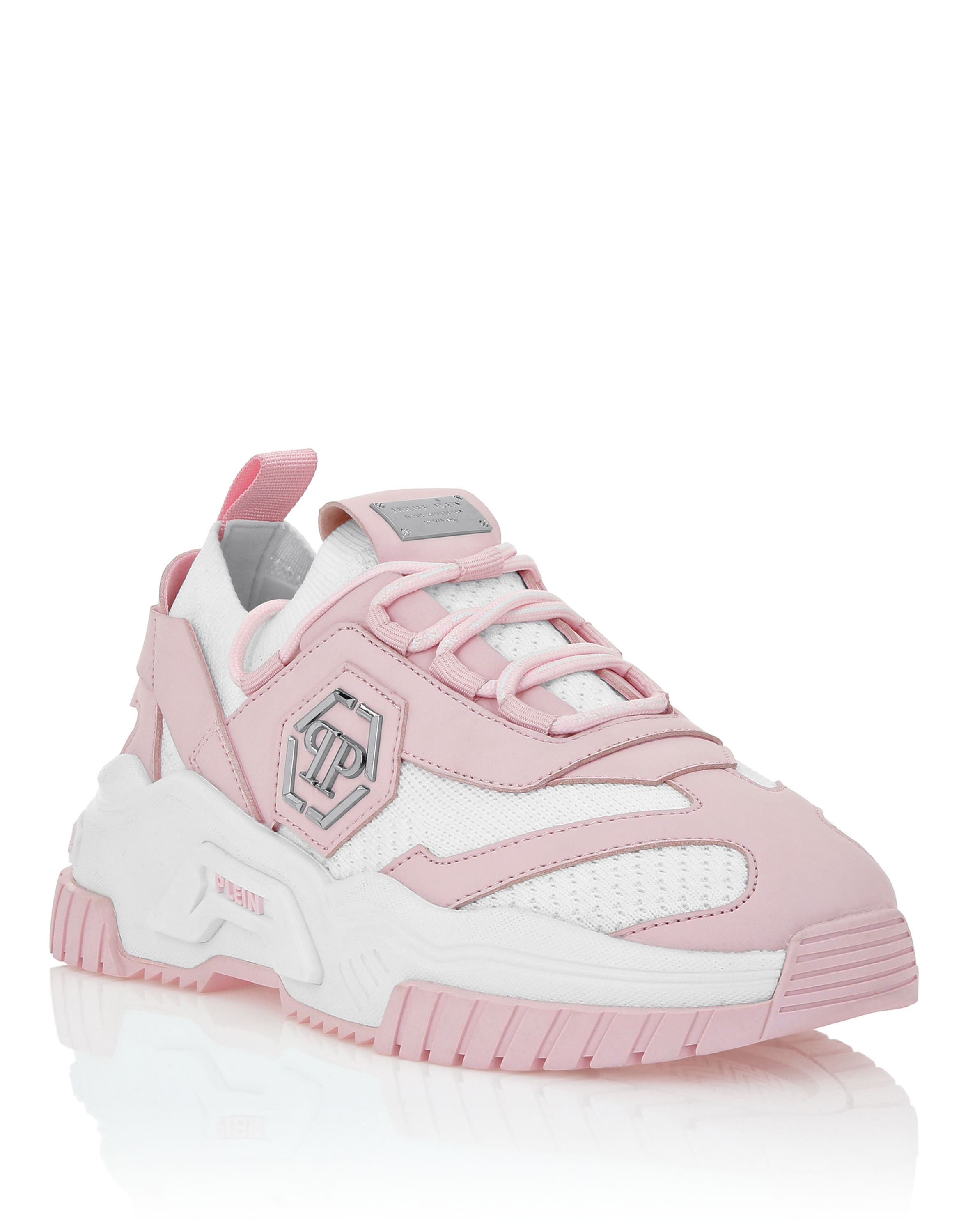white/rose