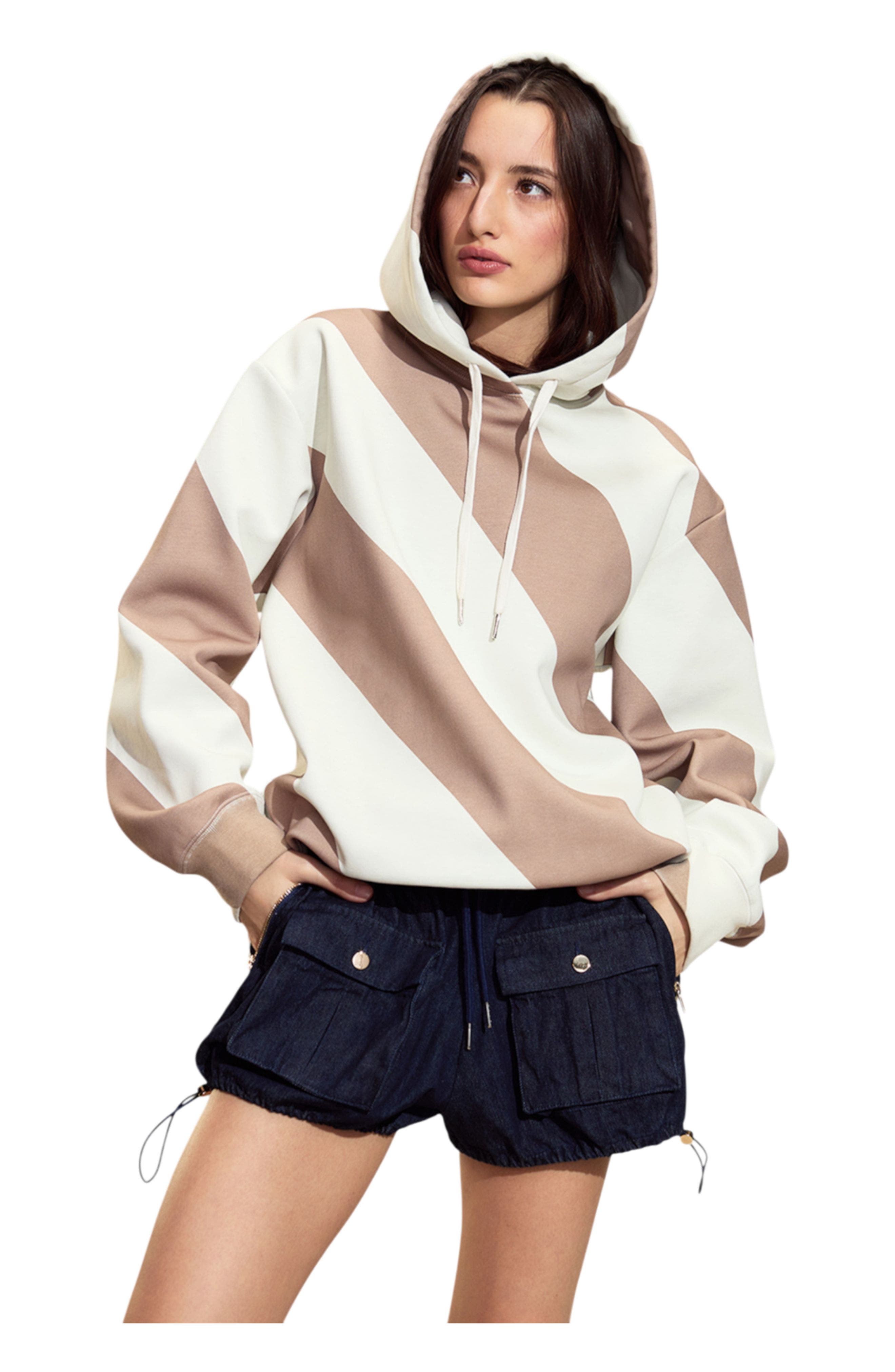 selected Camel White