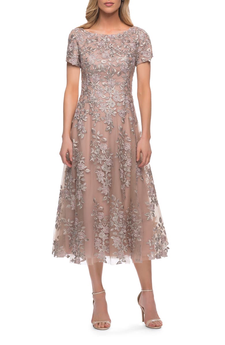 La Femme Tea Length Mother of the Bride Dress with Short Sleeves, Main, color, Champagne