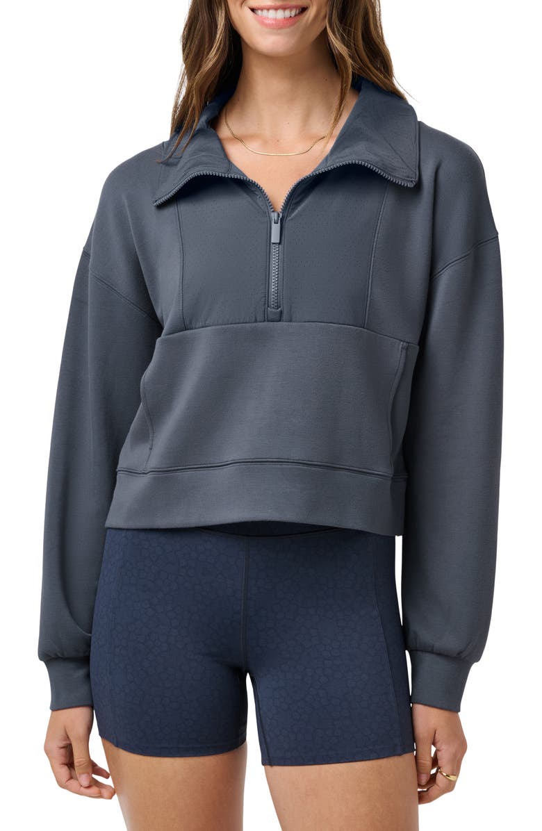 TravisMathew Skyloft Soft Perforated Half Zip Pullover, Main, color, 