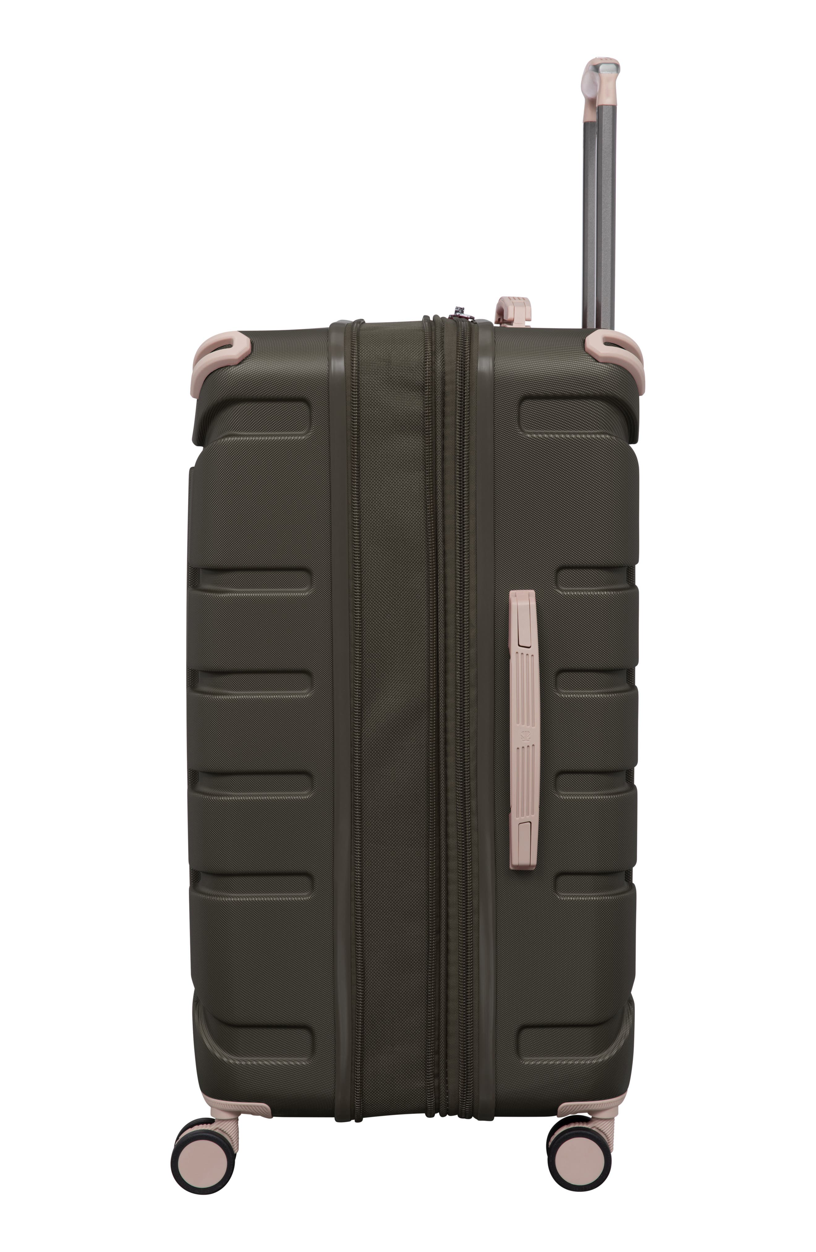 Stamford 31-Inch Spinner Luggage