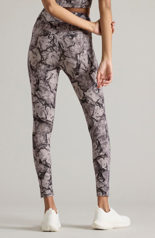 Rhone Revive Print Pocket 7/8 Leggings In Taupe Mist