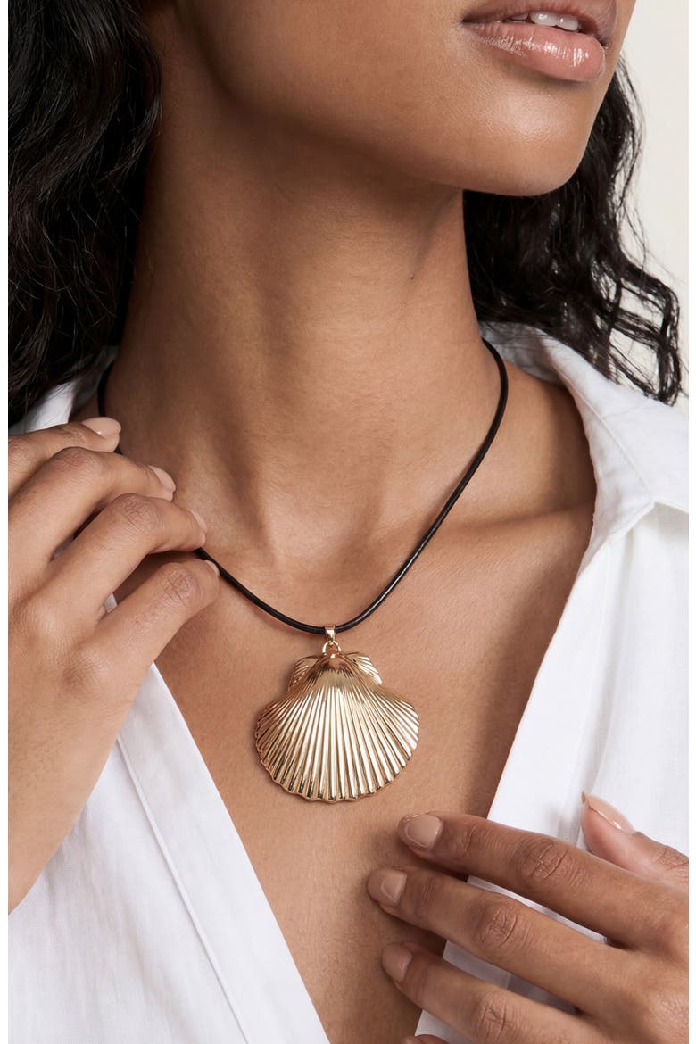 Clam Shell Pendant Leather Cord Necklace, Alternate, color, GOLD